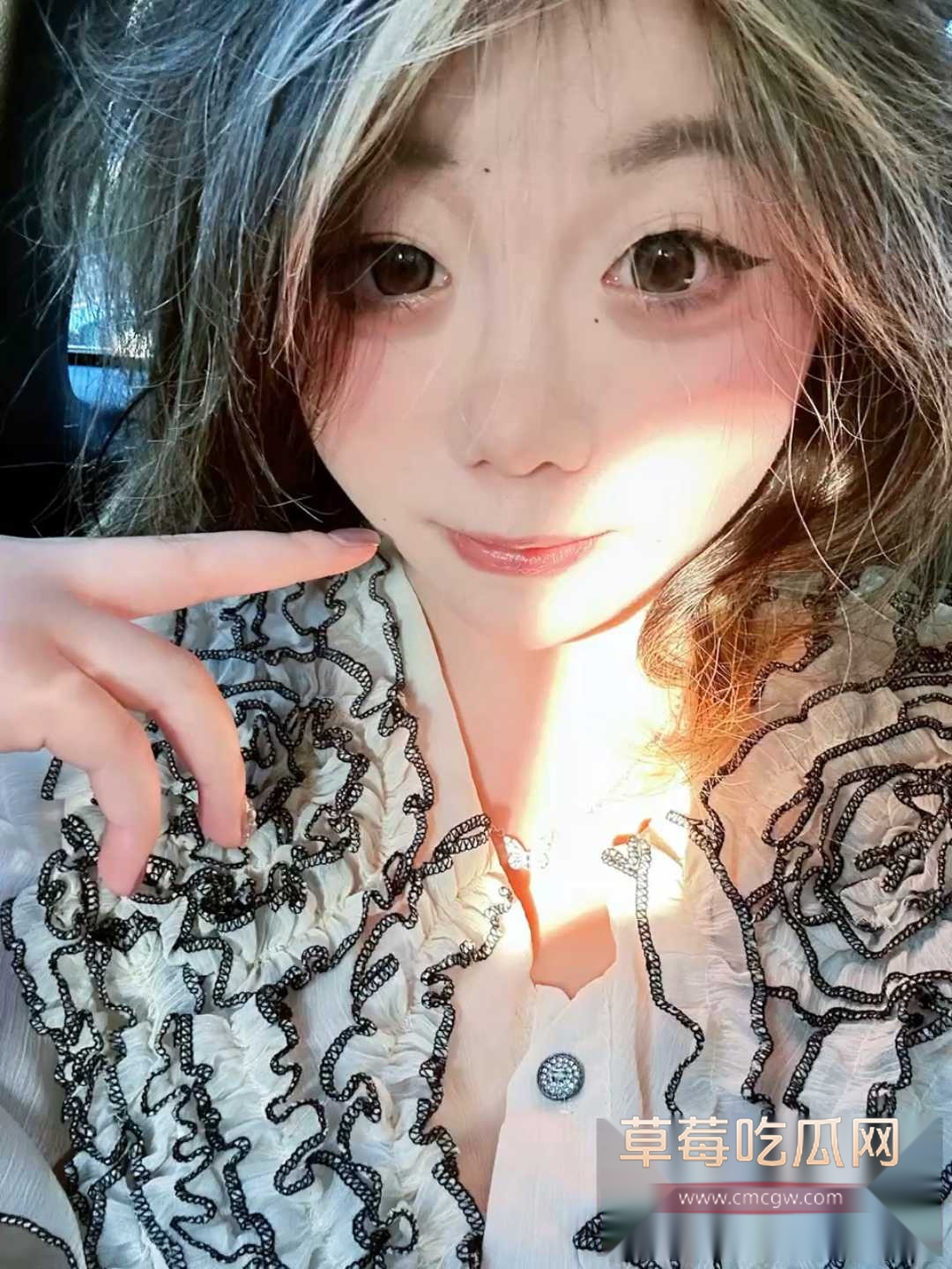 福建浦城大学生潘梓淼 1