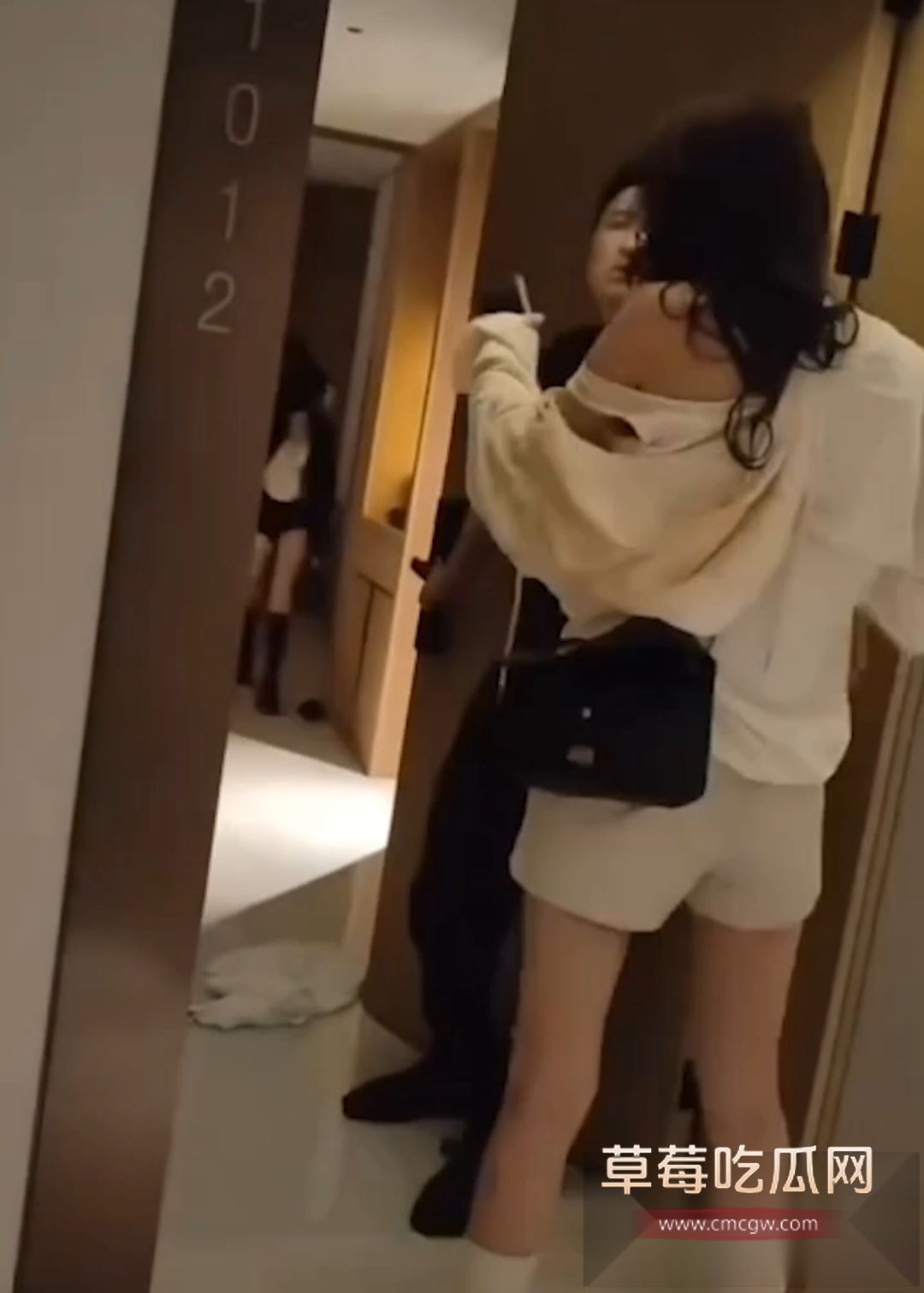 抖音网红妖怪ZZzAI被抓奸 5