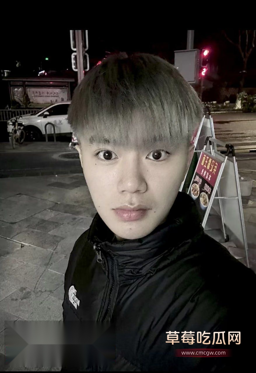 快手400万粉丝网红该来了私下约炮甜美女粉丝10 快手400万粉丝网红该来了私下约炮甜美女粉丝10