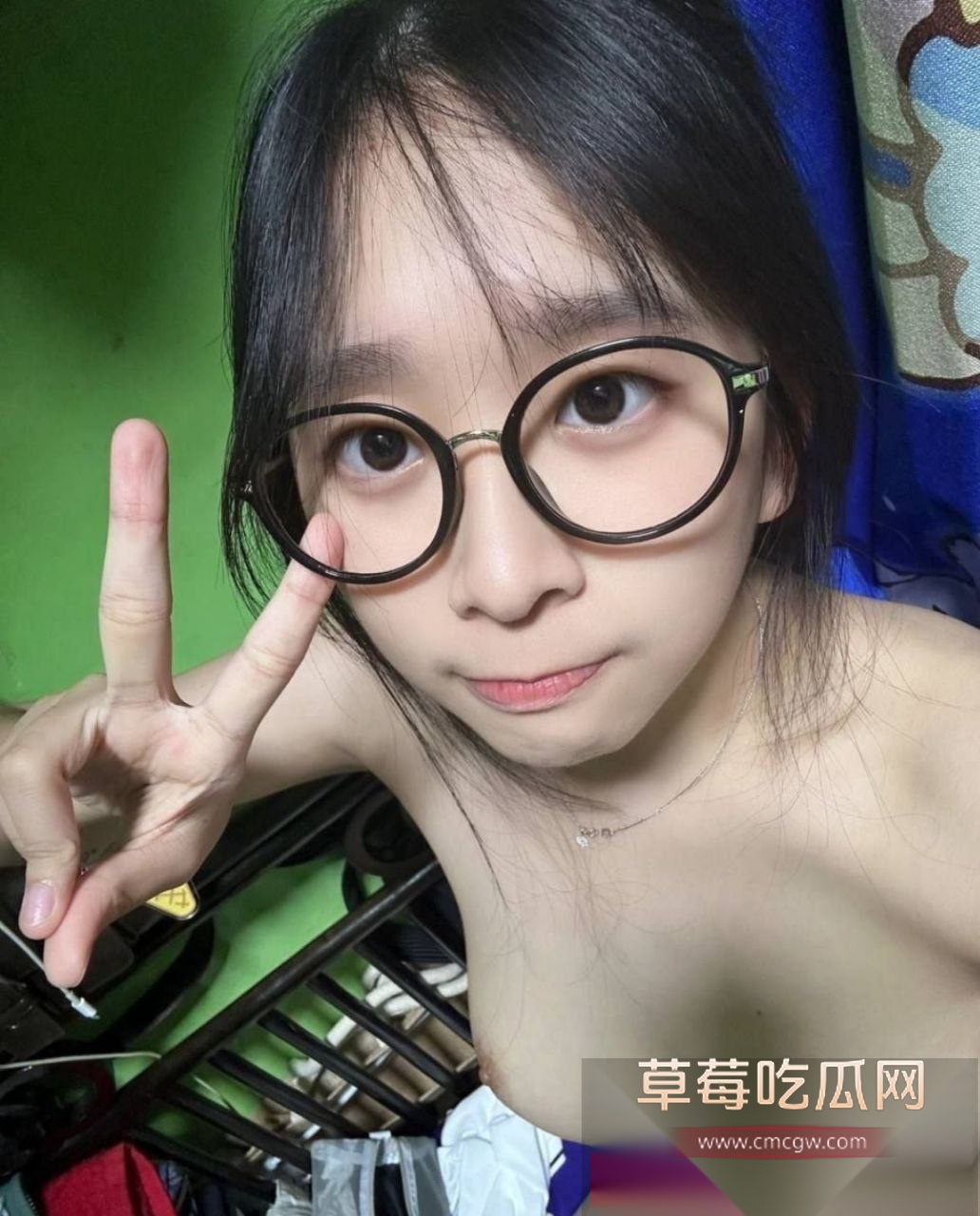 清纯女大高中时期就沉迷看黄片 上了大学终于谈到男友上床 天天沉醉于做爱的美妙快感 无法自拔! 8 清纯女大高中时期就沉迷看黄片 上了大学终于谈到男友上床 天天沉醉于做爱的美妙快感 无法自拔! 8