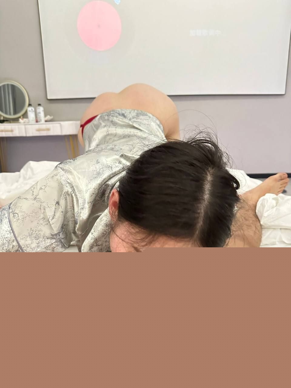 李丽娜床上的骚浪瞬间11