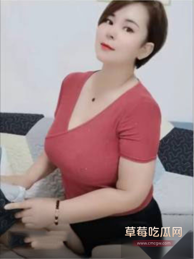 快手深圳大奶熟女少妇 巨无霸 1