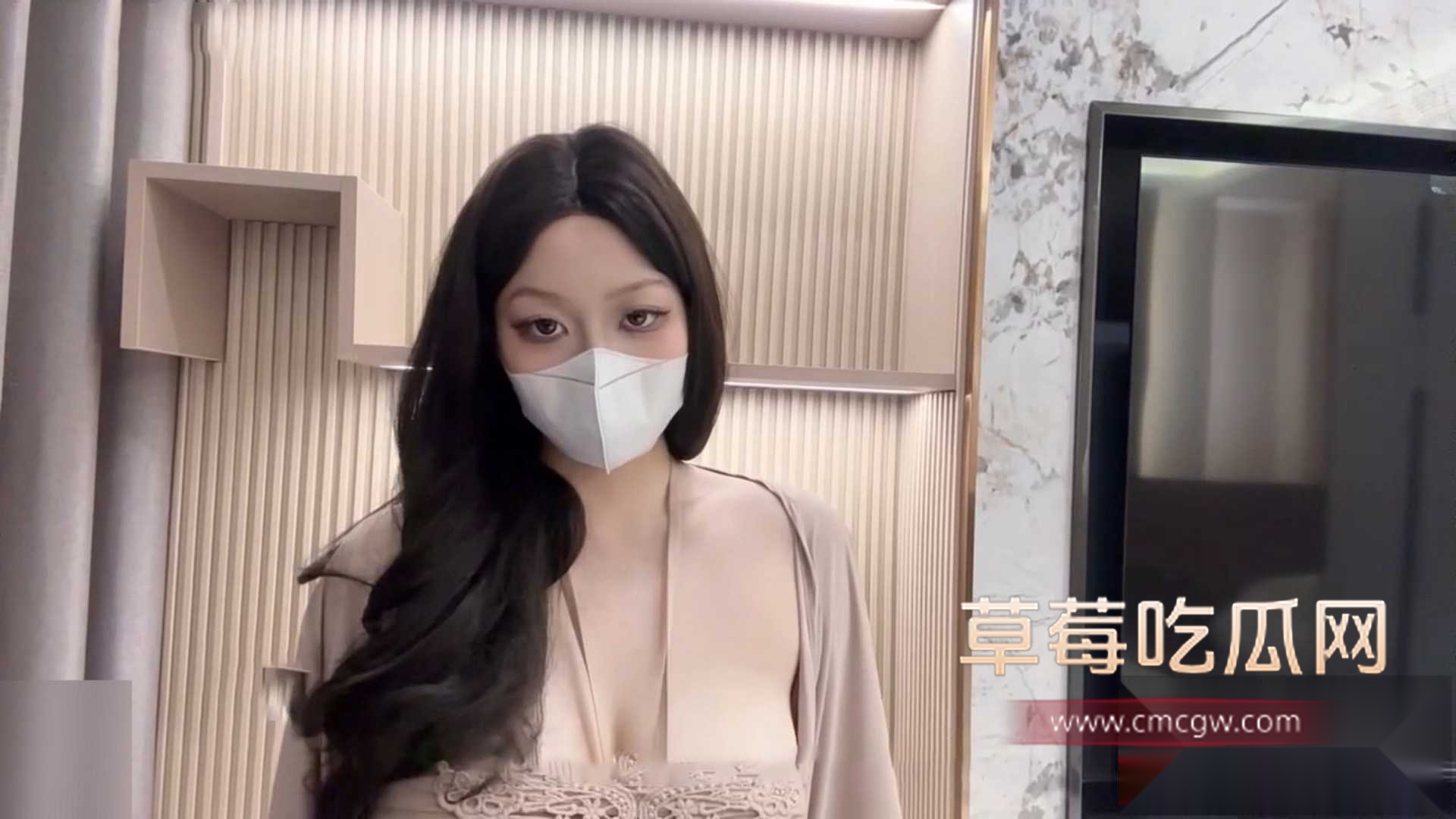 巨乳人妻菠萝啤beer 偷情日记 8