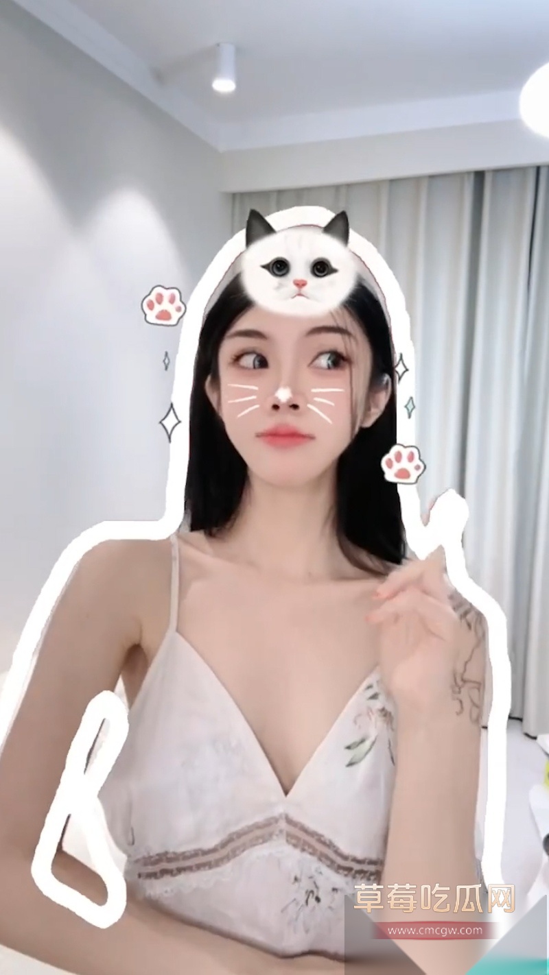 顶级名媛女神 黄丽娜 被金主骑乘猛操合集曝光 这位不让男朋友碰的高冷御姐实际上夜夜在金主胯下承欢！ 9