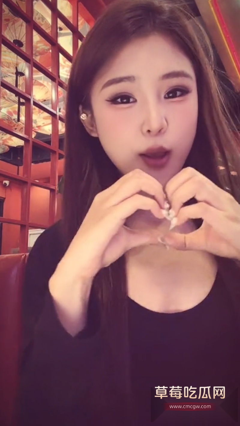 柬埔寨见男友失联的抖音网红橙子姐姐疑似被卖 成交价25万u 有消息称她被卖到了香格里拉 200美金可操！ 12