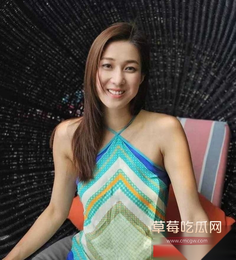 TVB早期花旦 十年诞下三子的好彩妹 钟嘉欣 被曝在加拿大起诉丈夫Jeremy 婚内出轨包养情妇 而且转移财产不给家用 童年女神被丑男坑惨！ 20