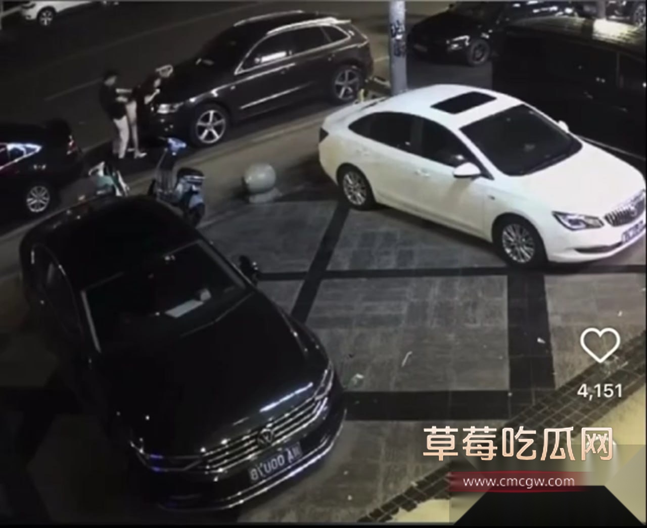 河北石家庄惊现情侣喝醉酒后在路边当众做爱 二人颠鸾倒凤把车前盖当床激情后入! 9 河北石家庄惊现情侣喝醉酒后在路边当众做爱 二人颠鸾倒凤把车前盖当床激情后入! 9