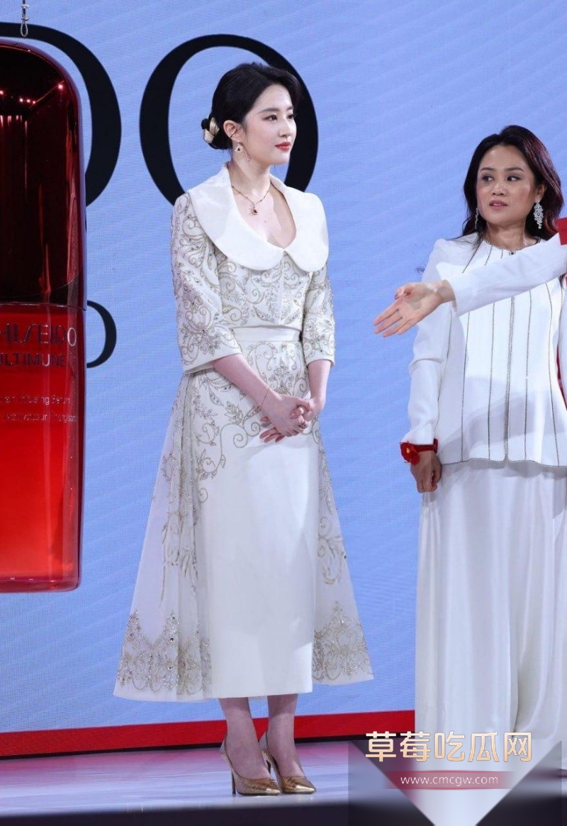 photo320251118225938W800px