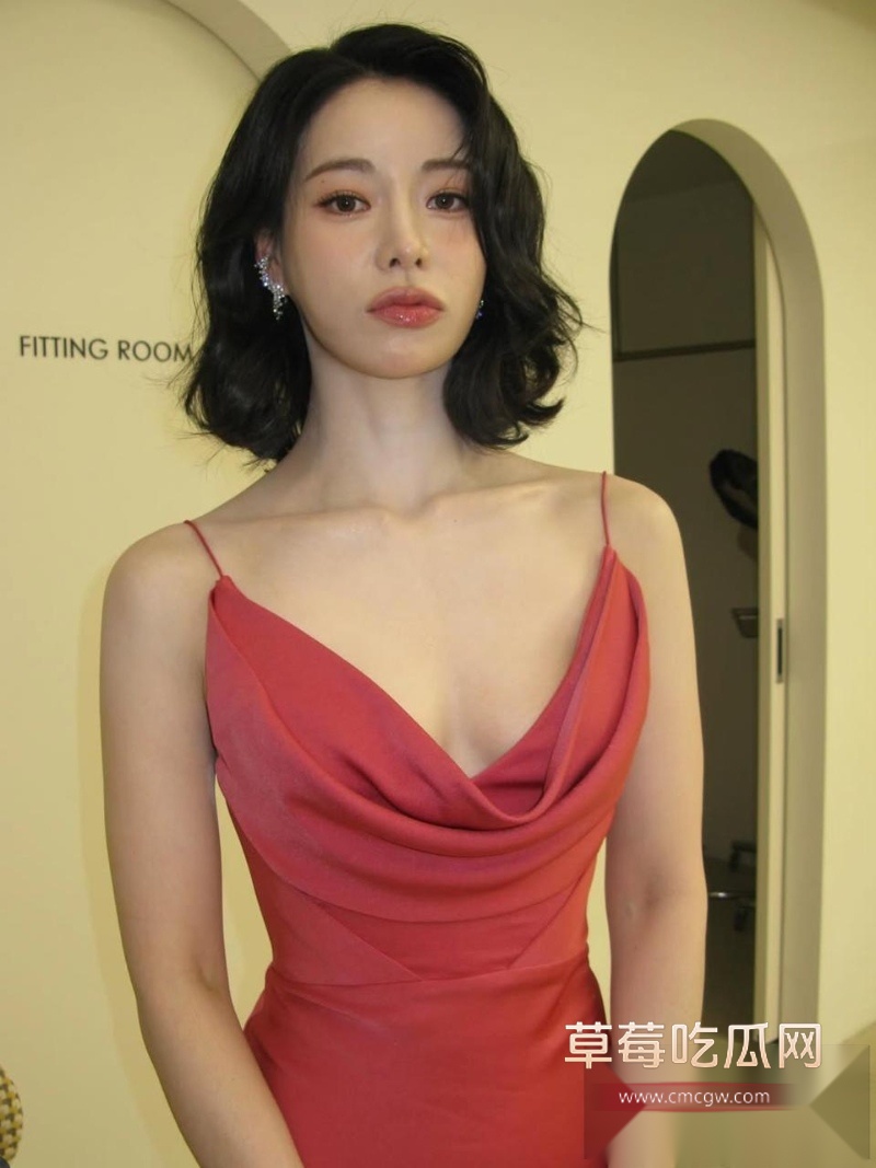 绝美韩国女星林智妍 早期超大尺度车震与床戏视频流出 女神全裸骑乘啪啪温柔亲吻男主鸡巴 现场疑似真枪上阵! 9 绝美韩国女星林智妍 早期超大尺度车震与床戏视频流出 女神全裸骑乘啪啪温柔亲吻男主鸡巴 现场疑似真枪上阵! 9