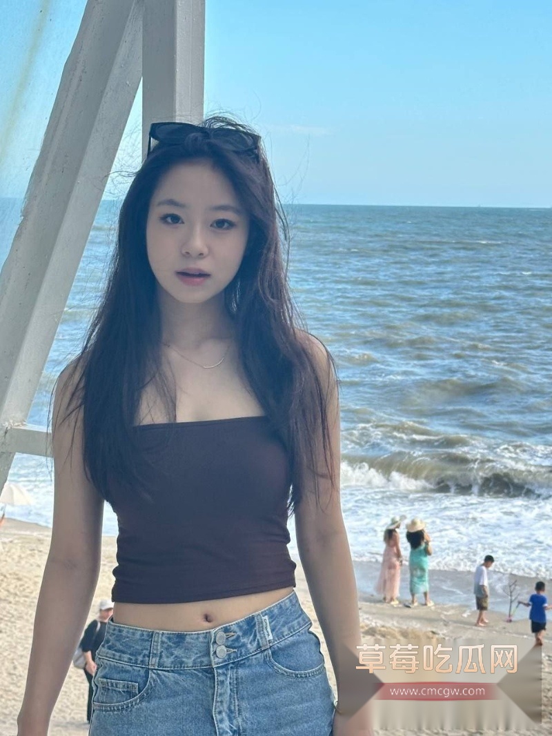 医院值班室护士服被撕 10 医院值班室护士服被撕 10