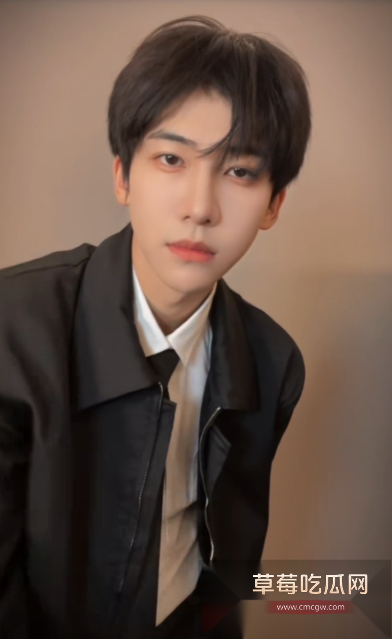 前偶像艺人丁泽仁被豪掷300万富婆站姐爆锤出轨做鸭 17 前偶像艺人丁泽仁被豪掷300万富婆站姐爆锤出轨做鸭 17