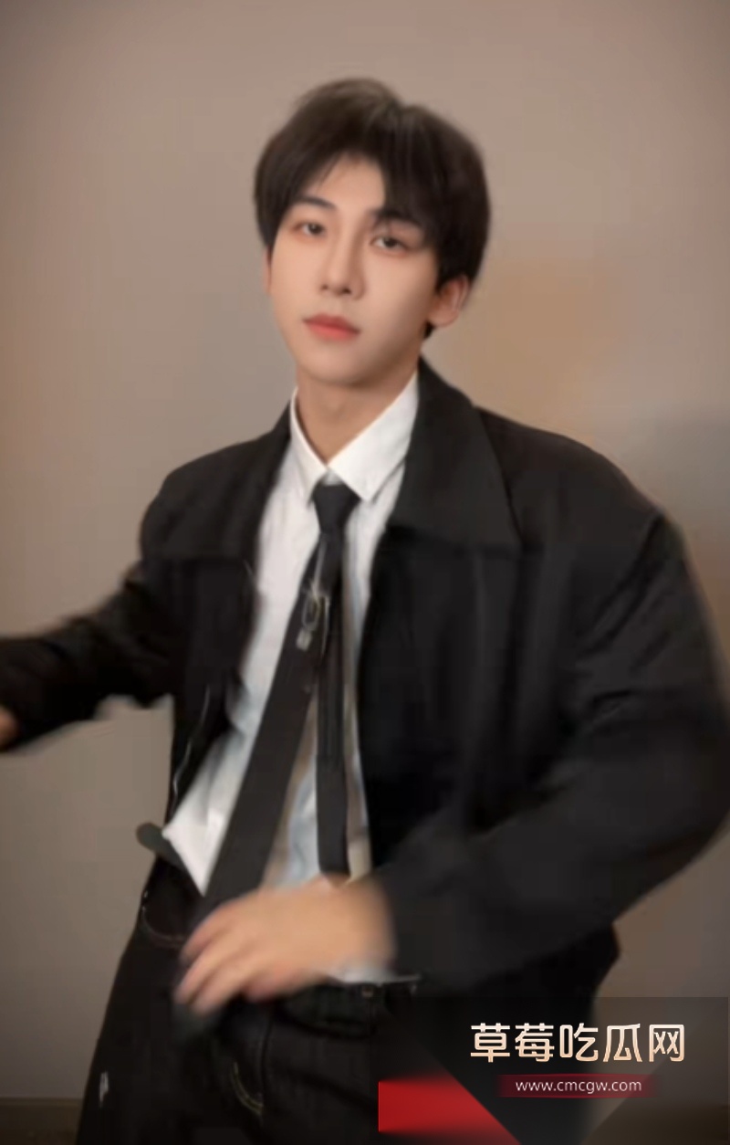 前偶像艺人丁泽仁被豪掷300万富婆站姐爆锤出轨做鸭 19 前偶像艺人丁泽仁被豪掷300万富婆站姐爆锤出轨做鸭 19