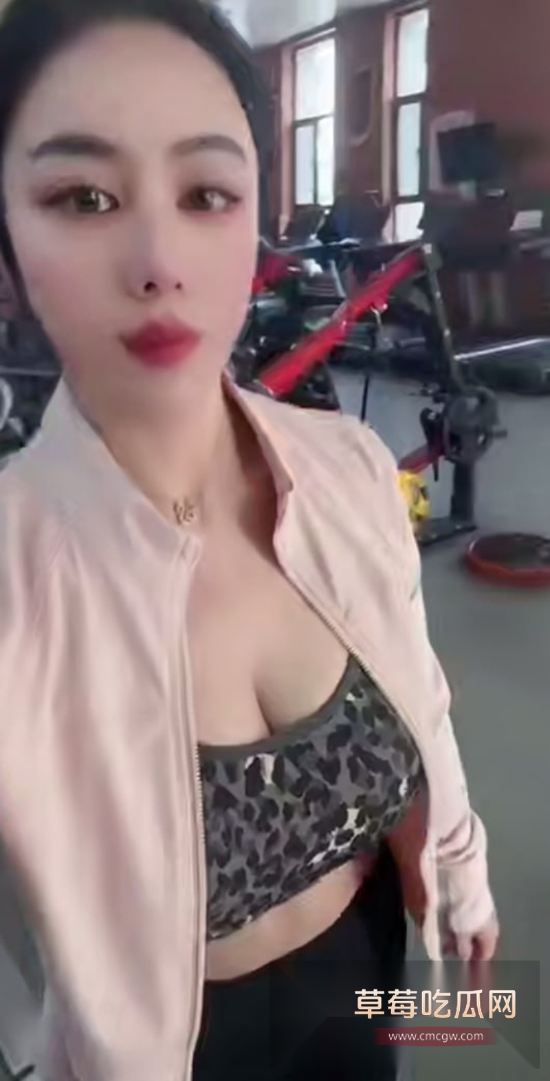 快手千万粉丝大奶御姐佳美美 5 快手千万粉丝大奶御姐佳美美 5