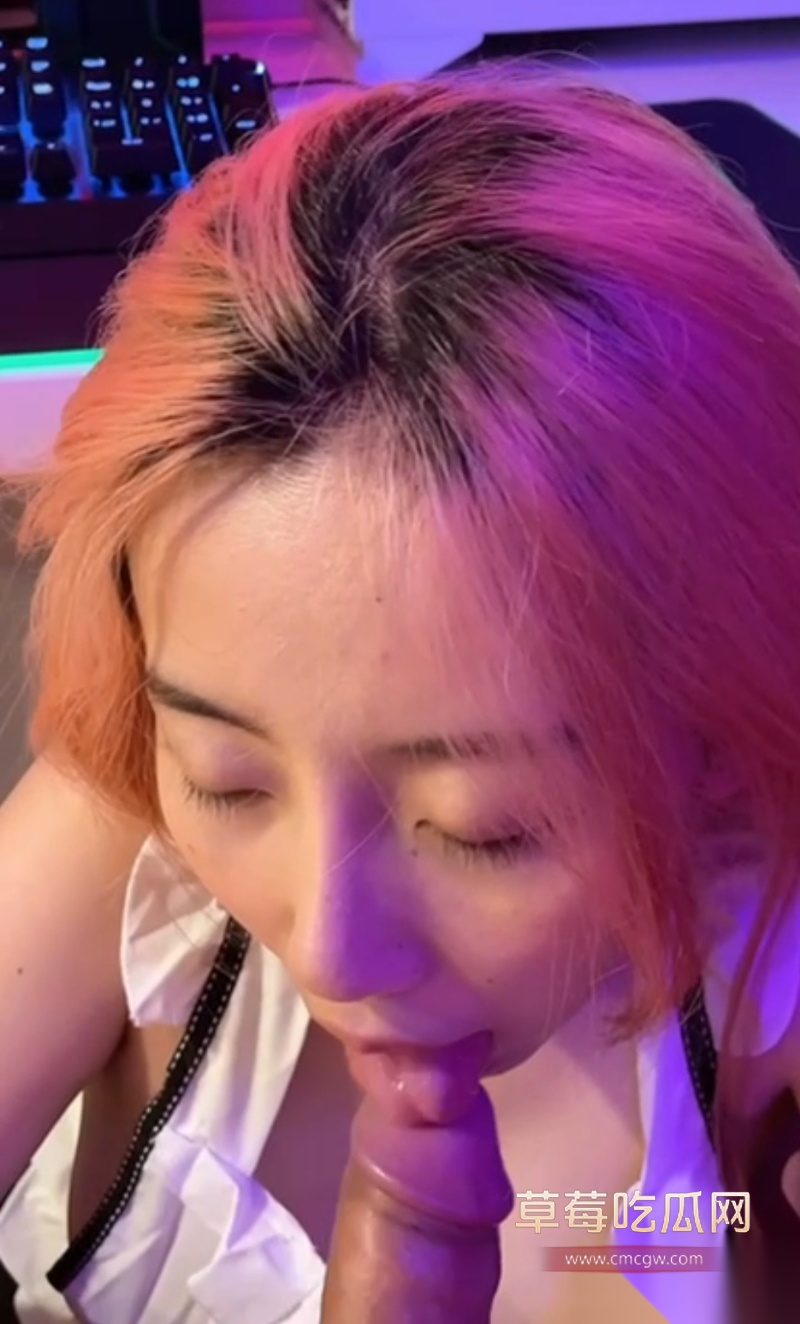 自己的性瘾母狗女友 7 自己的性瘾母狗女友 7