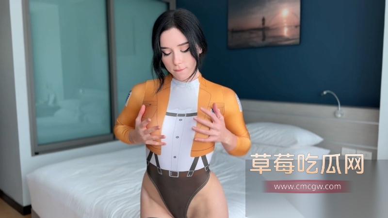 欧美网黄SweetieFox身着三笠Cos服被深喉狂操 10