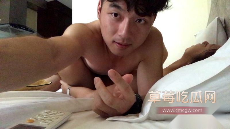 男友偷拍和女友的性福生活1 男友偷拍和女友的性福生活1