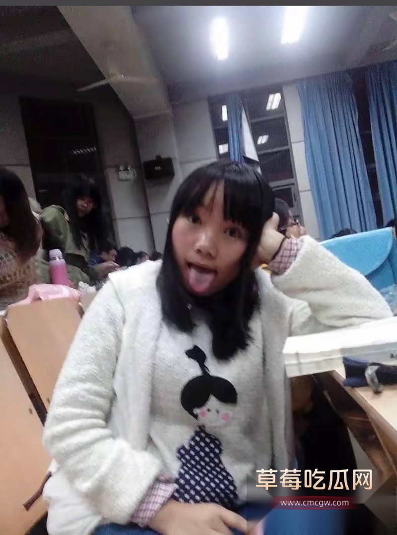 曾声援精日分子的湘西女老师李田田润到日本后 被曝为了养老公下海拍片 13 曾声援精日分子的湘西女老师李田田润到日本后 被曝为了养老公下海拍片 13