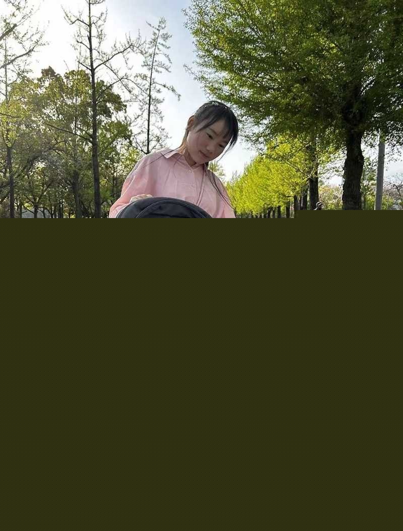 曾声援精日分子的湘西女老师李田田润到日本后 被曝为了养老公下海拍片 31 曾声援精日分子的湘西女老师李田田润到日本后 被曝为了养老公下海拍片 31