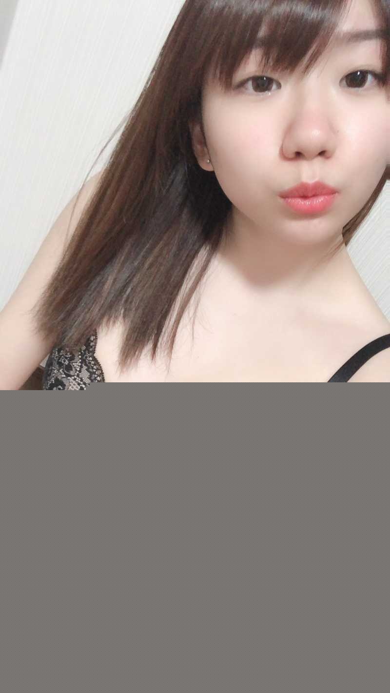 日本变态女职员自拍 21