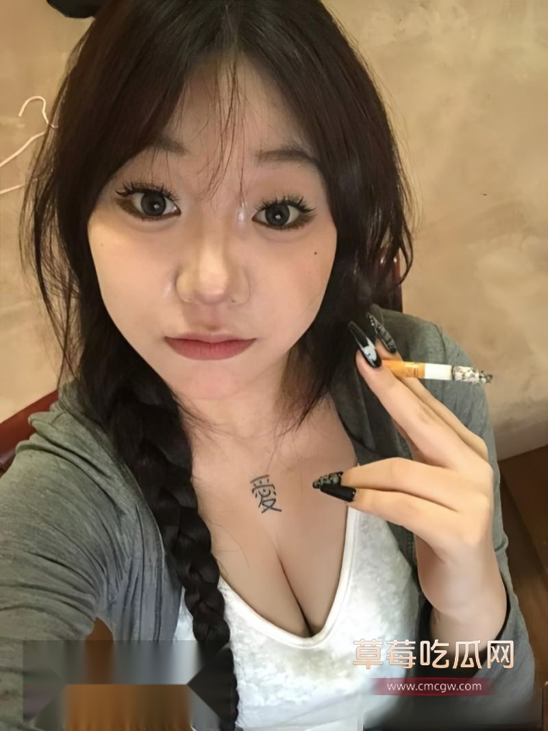 四川06年的巨乳妹裸贷抵押视频流出 1