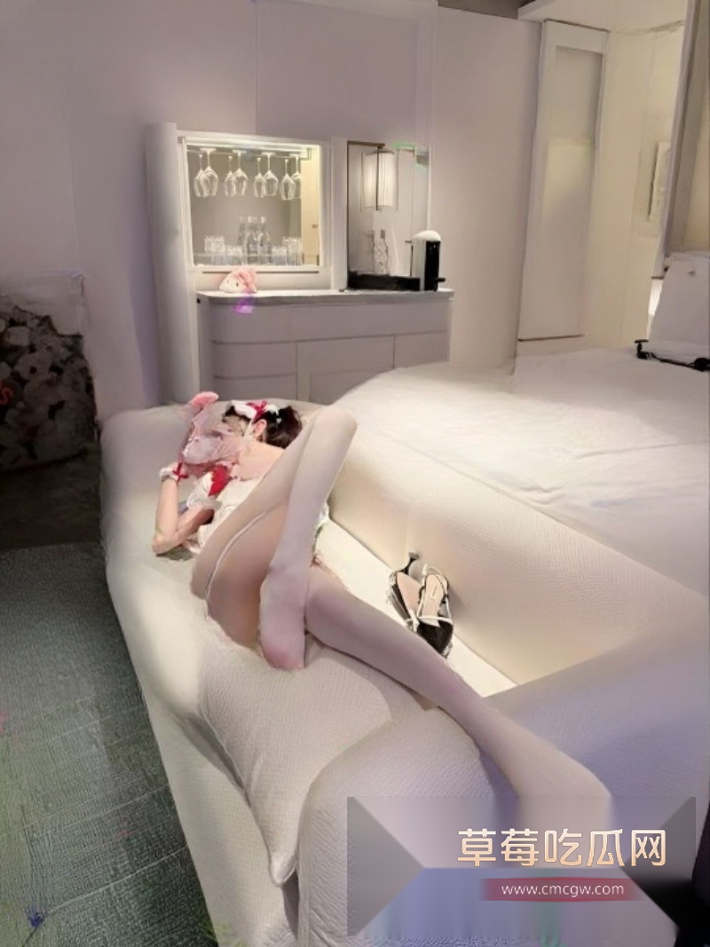 王者荣耀重庆狼队的道崽 被人扒出女友星之卡比绪是福利姬 2 王者荣耀重庆狼队的道崽 被人扒出女友星之卡比绪是福利姬 2