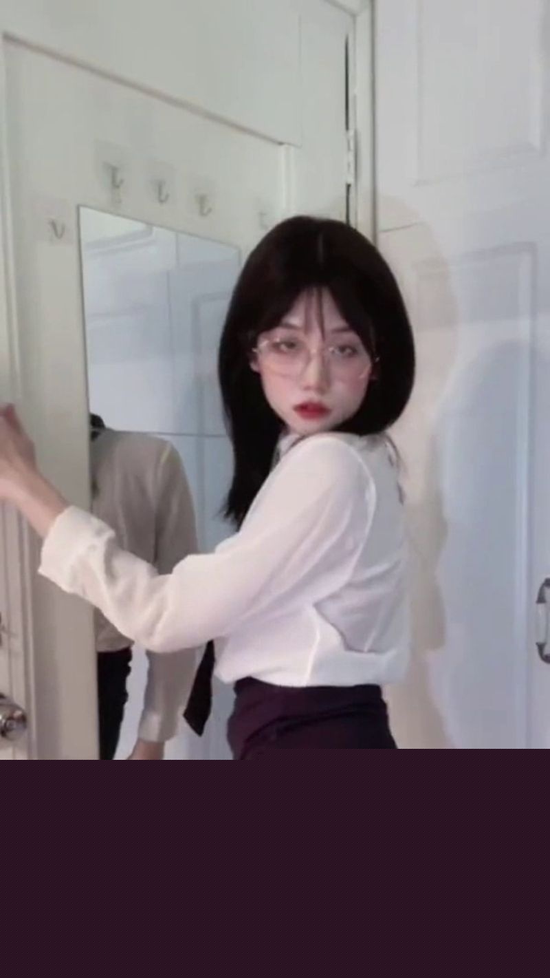 艺校出生的网络红人玉米最新资源2 艺校出生的网络红人玉米最新资源2