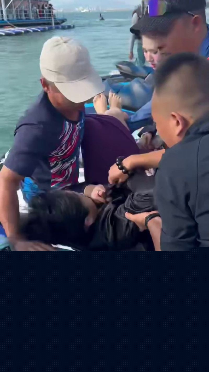 两个美女撕逼大战一触即发5 两个美女撕逼大战一触即发5