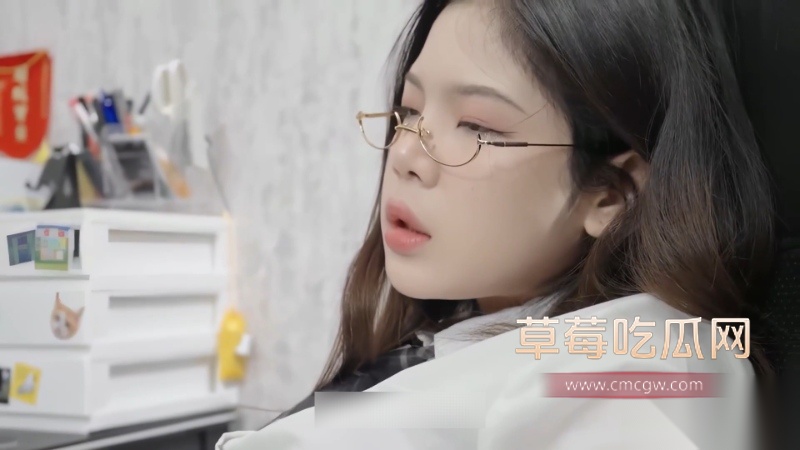 黑丝巨乳女员工 7 黑丝巨乳女员工 7