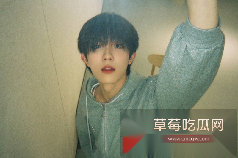 TOP登陆少年苏新皓被多位嫂子联手曝光脚踩几条船事实 28 TOP登陆少年苏新皓被多位嫂子联手曝光脚踩几条船事实 28