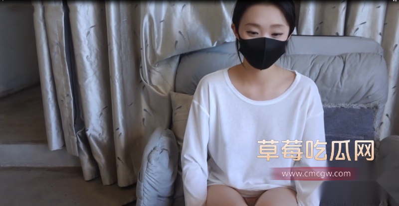 清纯女大瞬间破防 1