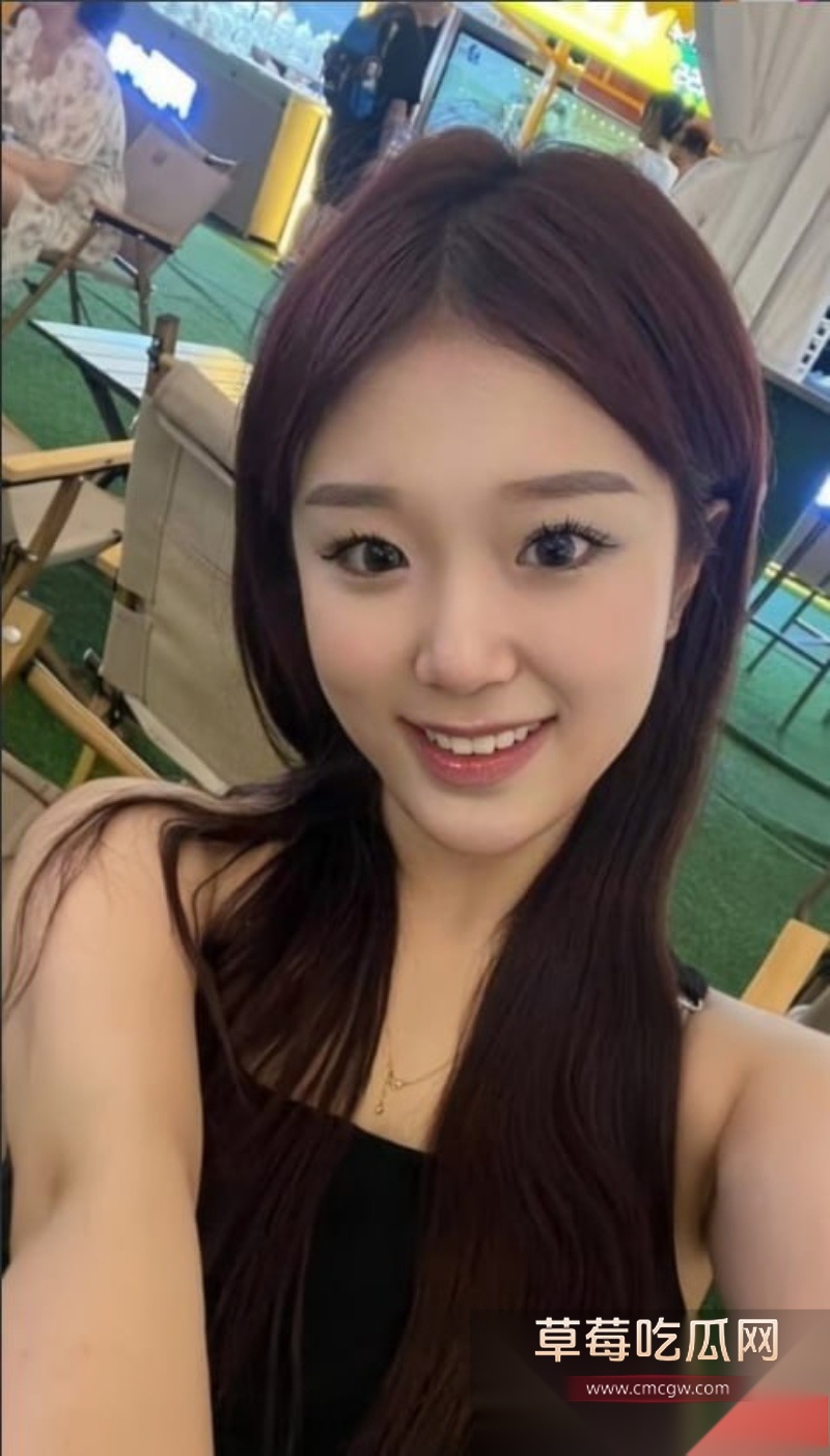 甜美大学生蒋俊彤被富二代金主 1