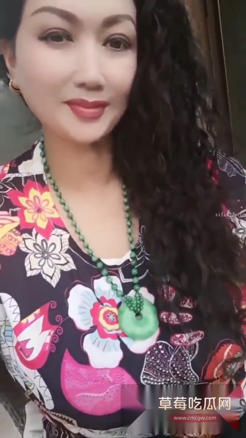 超级大雷秀人模特携母一起卖逼福利合集 10 超级大雷秀人模特携母一起卖逼福利合集 10