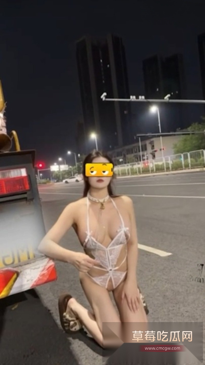 广东极品巨乳骚货江小凡 4 广东极品巨乳骚货江小凡 4