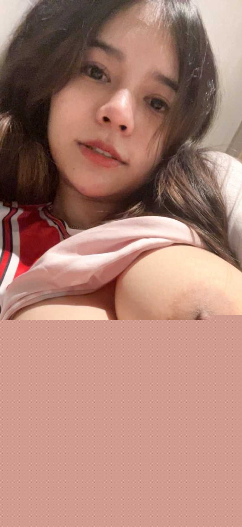 泰国童颜巨乳网红pimnalin日常性爱自拍合集 16