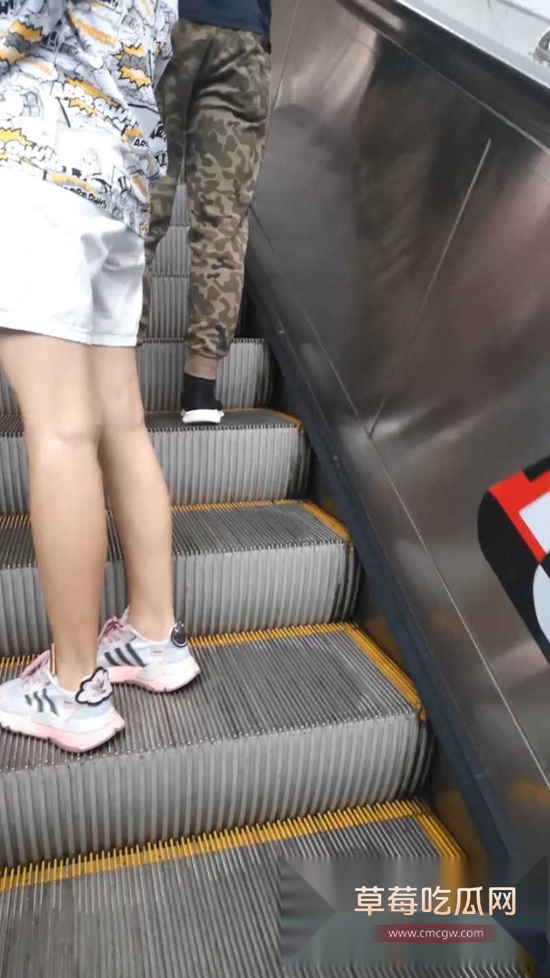 天狼星系列之地铁涂鸦性感美少女第二弹 7