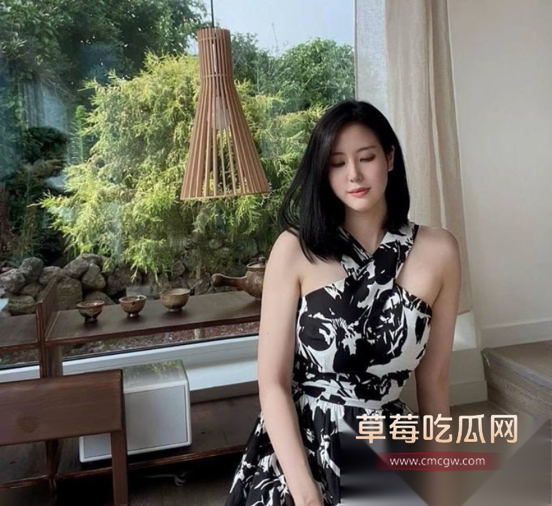 邮政少妇蓉蓉反差露出 1