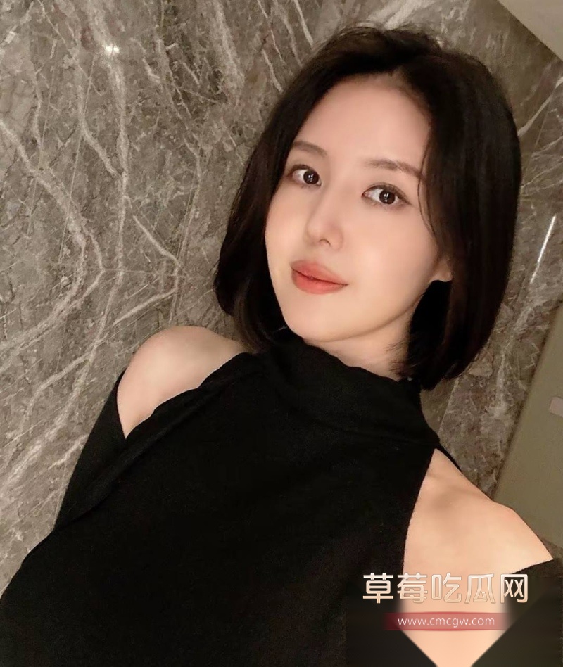 邮政少妇蓉蓉反差露出 4