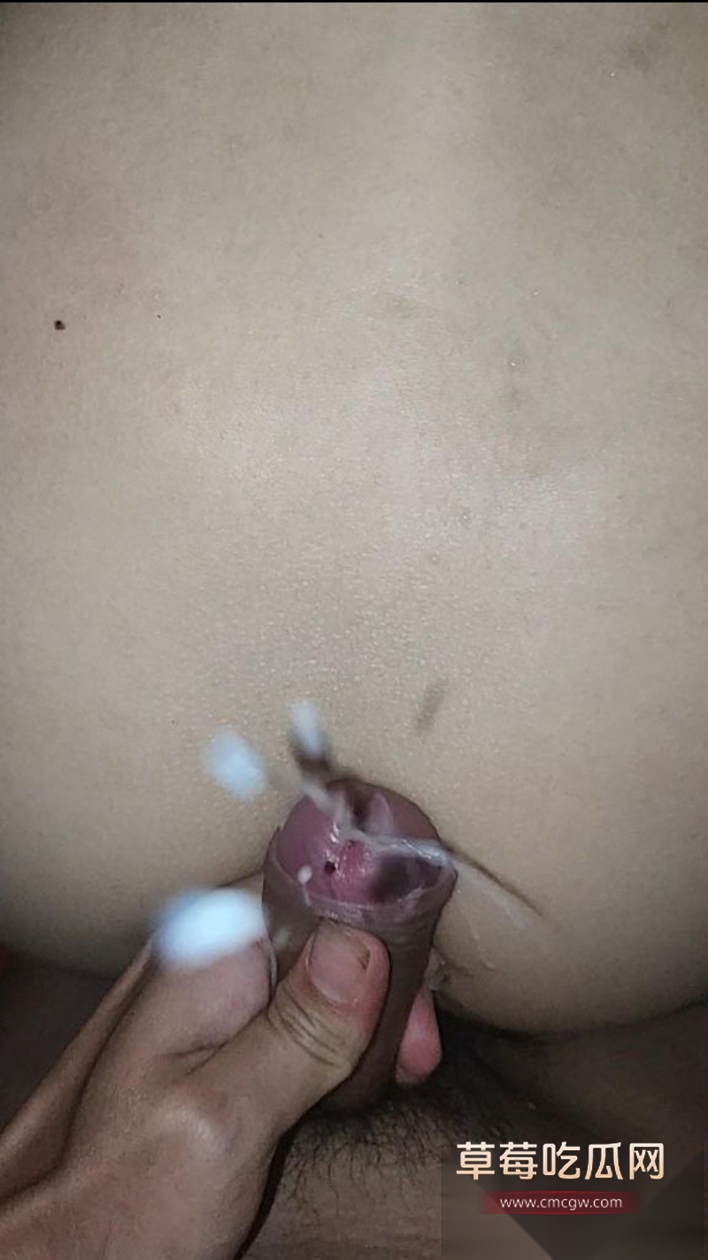 打野王子原创毛都没长齐的超嫩学生妹破处第二晚 6