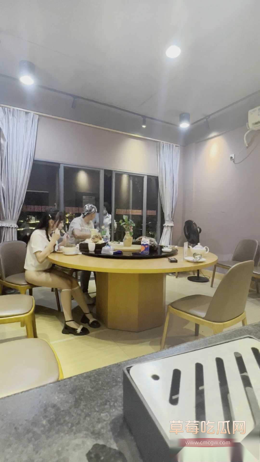 国产炸裂露出博主 广深贝贝 1