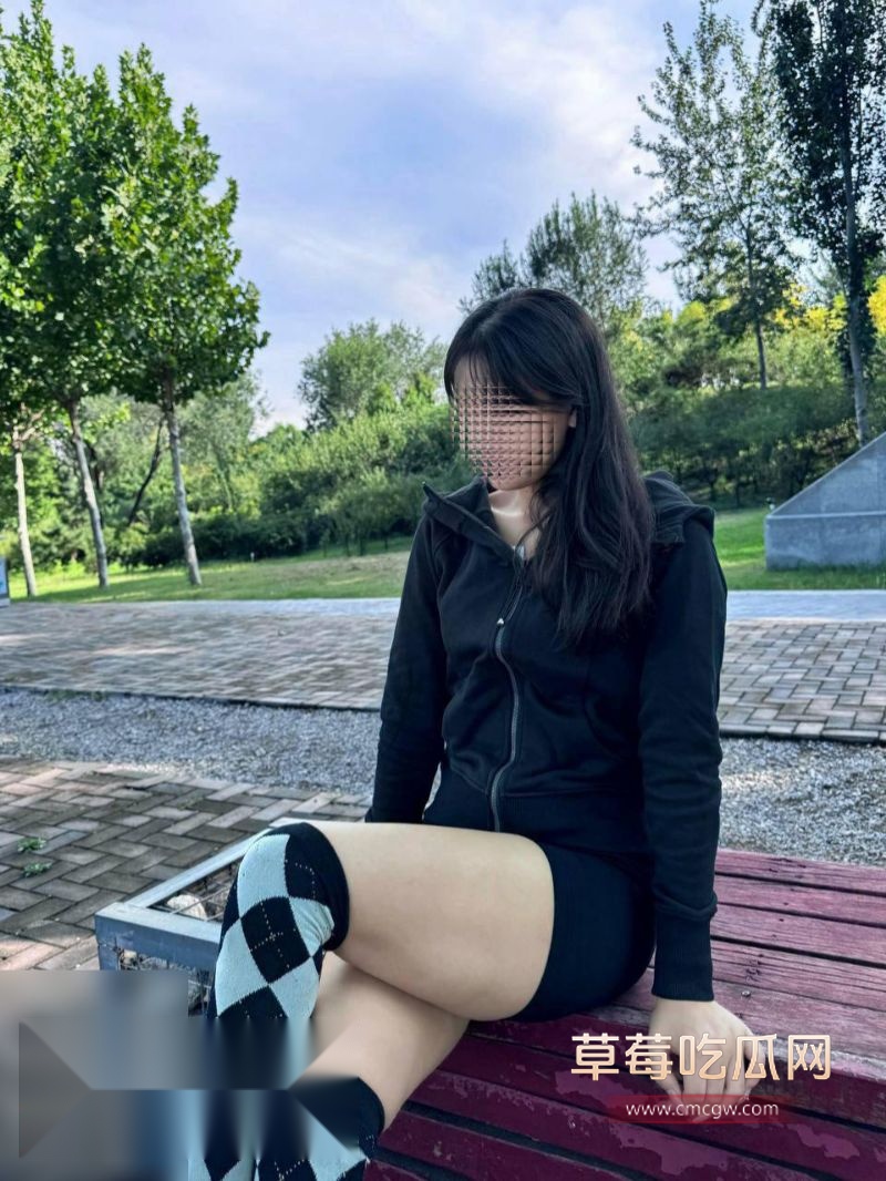 海角社区39岁大屁股妈妈精彩作品3 海角社区39岁大屁股妈妈精彩作品3