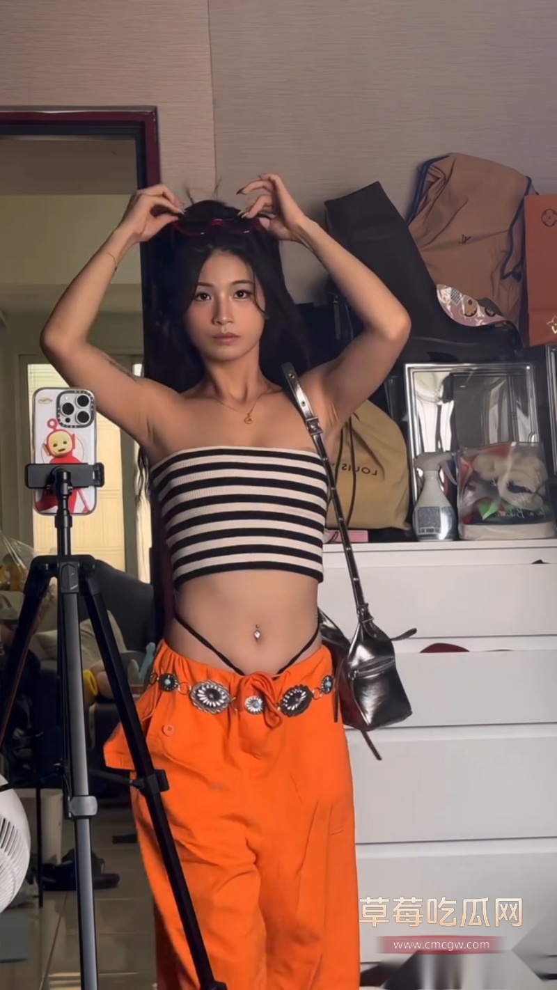 IG坐拥6.2万粉网红 靖茹 2