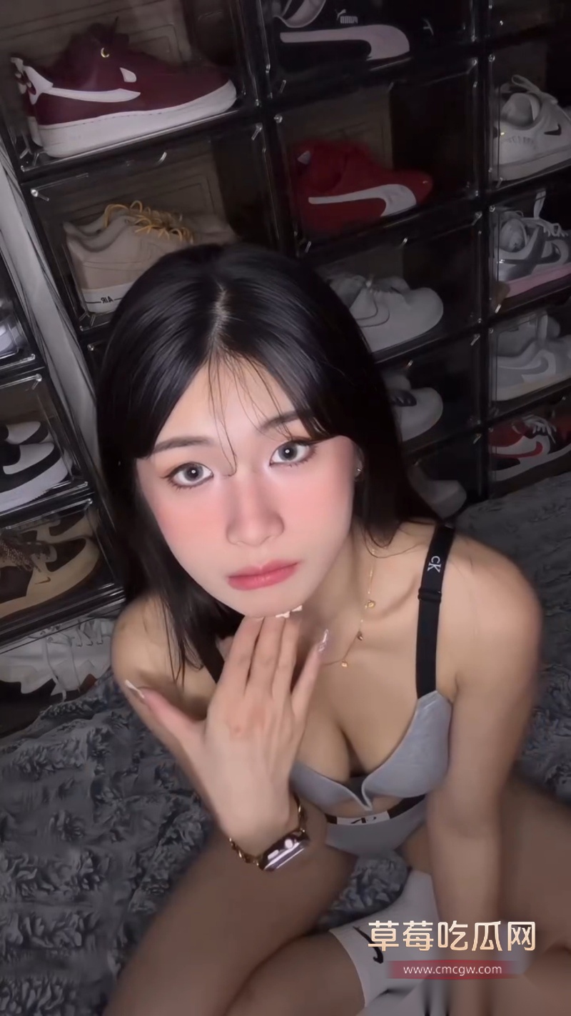 IG坐拥6.2万粉网红 靖茹 10