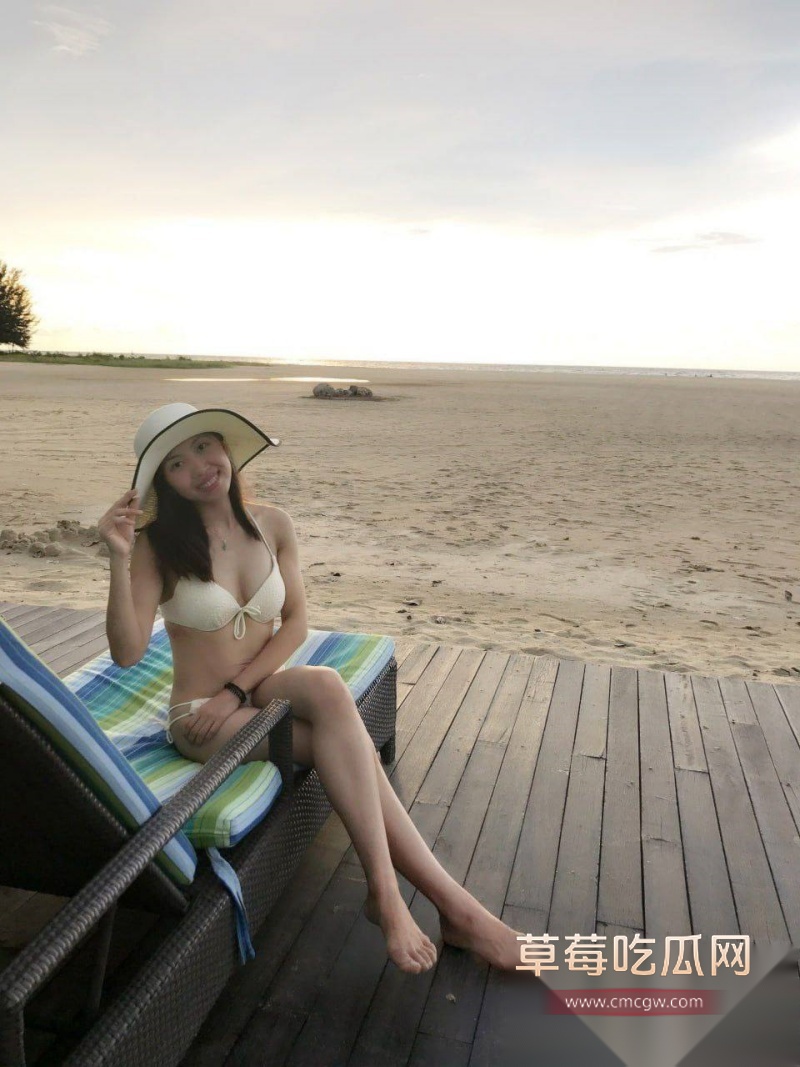 广东江门人妻母狗 赵晓雨 4 广东江门人妻母狗 赵晓雨 4