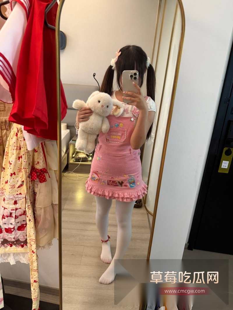 广州中山大学李佳薇白虎粉穴 1