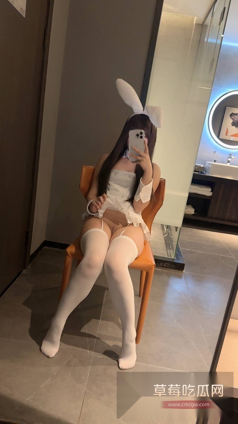 广州中山大学李佳薇白虎粉穴 4