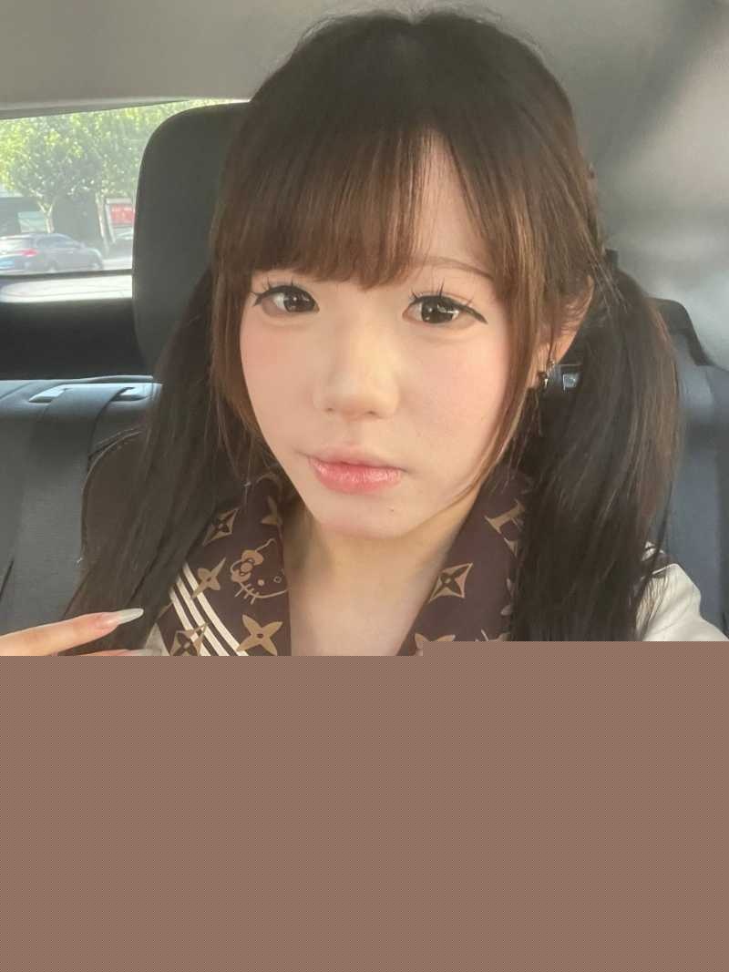 广州中山大学李佳薇白虎粉穴 11