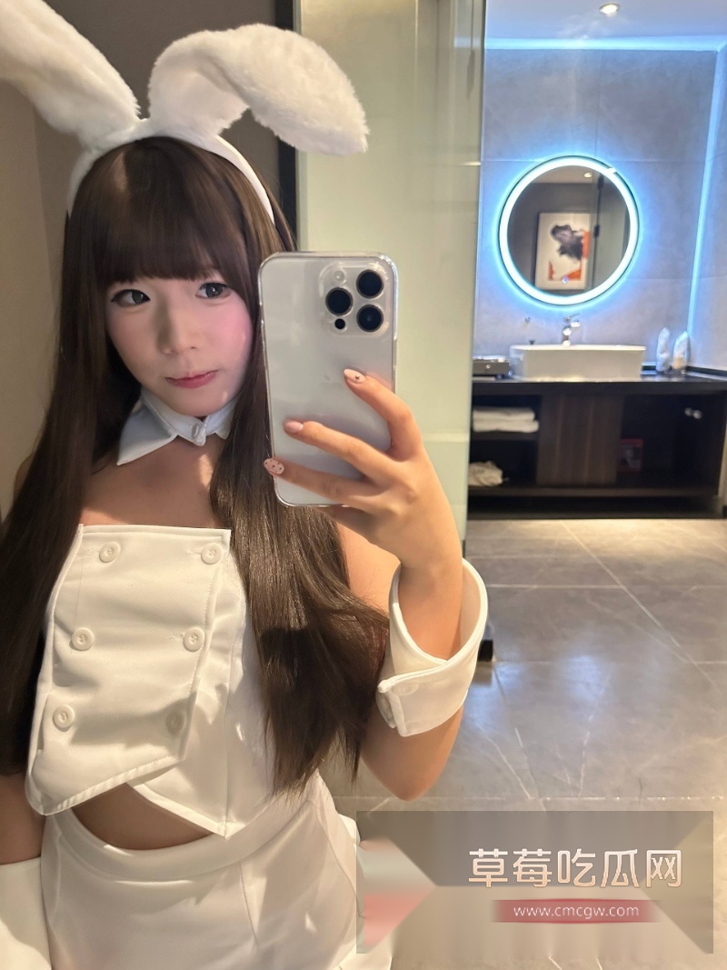 广州中山大学李佳薇白虎粉穴 14