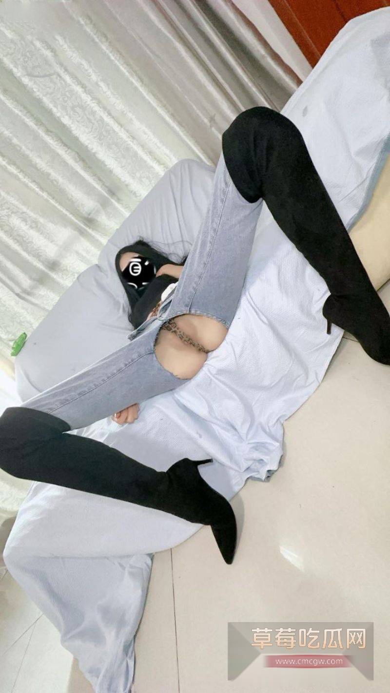 海角社区长腿长腿女儿丽丽精彩作品1 海角社区长腿长腿女儿丽丽精彩作品1