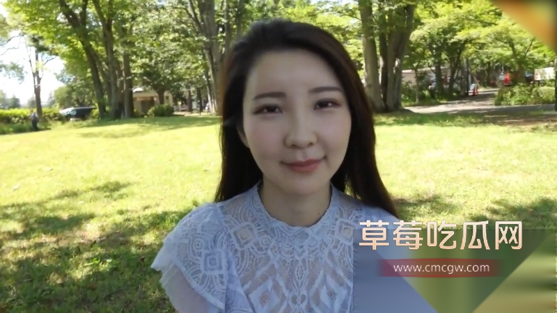 清纯人妻被炮友约到户外口爆 2 清纯人妻被炮友约到户外口爆 2