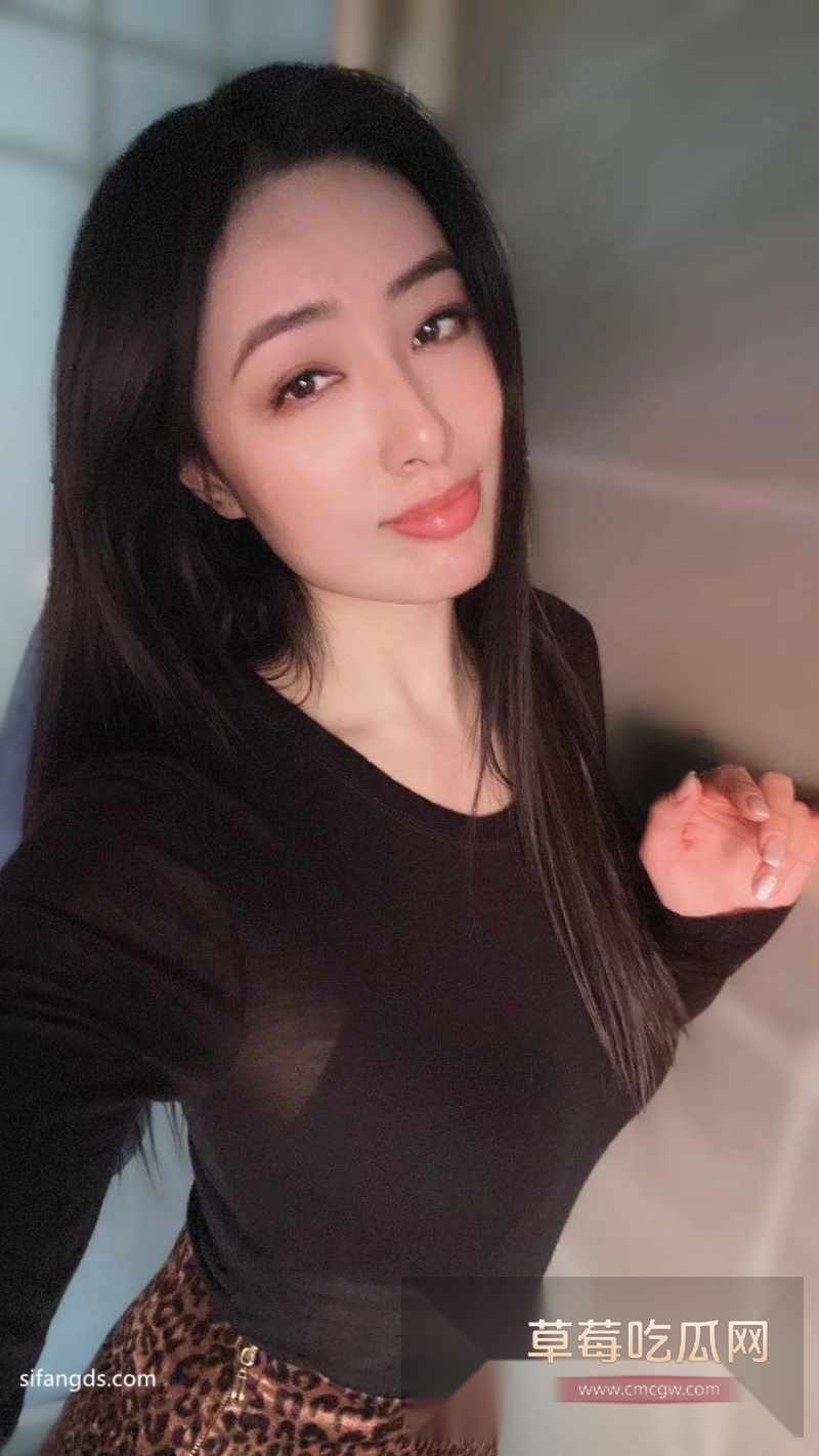 哺乳期顶级少妇杨子慧酒店落地窗被老板狂操 5 哺乳期顶级少妇杨子慧酒店落地窗被老板狂操 5